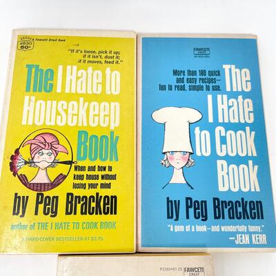 VINTAGE PEG BRACKEN PAPERBACK BOOK BUNDLE