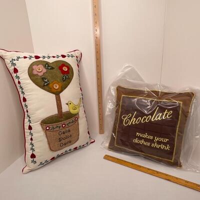 2 pillows
