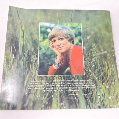 *1ST EDITION* 1979 â€œTALLGRASS PRAIRIE: THE INLAND SEAâ€ BY PATRICIA D. DUNCAN LARGE PAPERBACK BOOK