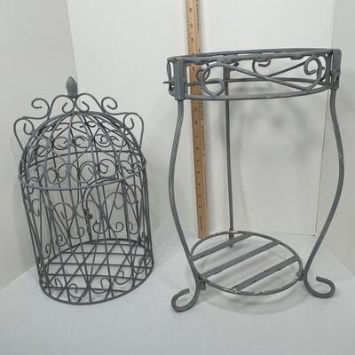 Metal Stand and birdcage