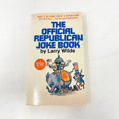 *1ST EDITION* 1976 â€œTHE OFFICIAL DEMOCRAT/REPUBLICAN JOKE BOOKâ€ LARRY WILDE PAPERBACK