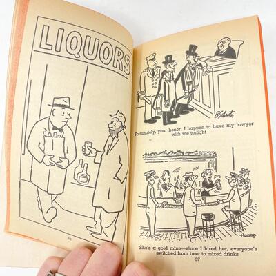 *1ST PRINTING* 1959 â€œDRINK AND BE MERRYâ€ CARTOON BOOK