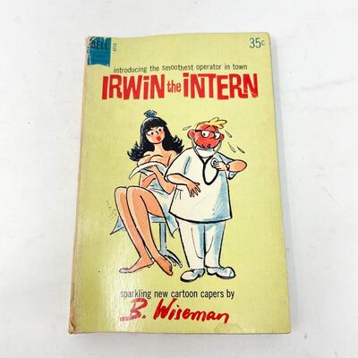 *1ST PRINTING* 1962 â€œIRWIN THE INTERNâ€ B. WISEMAN CARTOON BOOK