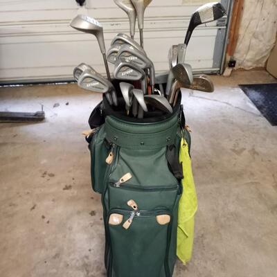 green golf bag