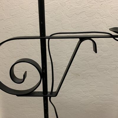 Bridge floor lamp