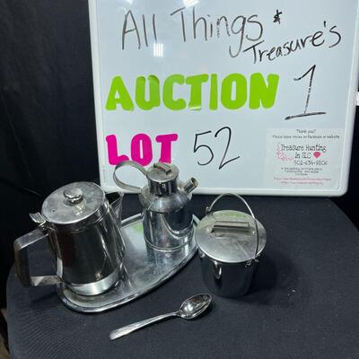 Cream and Sugar Set