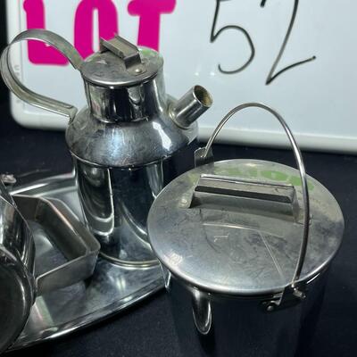 Cream and Sugar Set