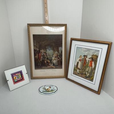 Various Art hangings