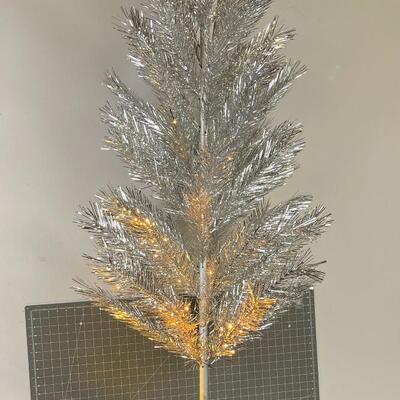 Aluminum Christmas Tree  w/Color Wheel