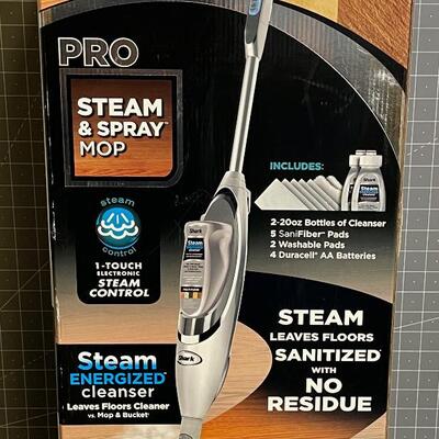 SHARK NEW Pro Steam and Spray Mop 