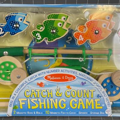 Catch & Count Fishing Game by Melissa and Doug 