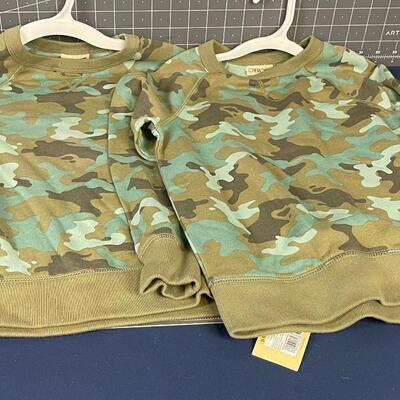 Size 6/7 Twin Camo Sweat Shirt 