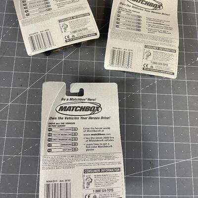 MATCHBOX (3) Vehicle Buses and Van 