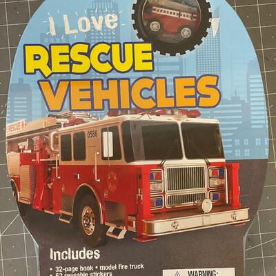 I love Rescue Vehicles 