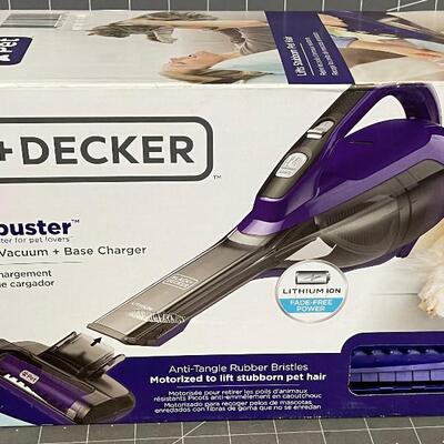 Black & Decker Fur Buster Vacuum 