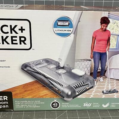 Black & Decker Lithium Power Sweeper Vacuum 