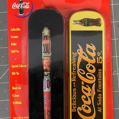 Coca-Cola Collectors PEN In Tin New 