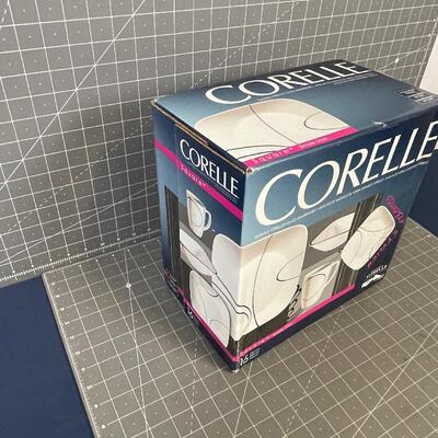 Corelle NEW IN THE BOX 