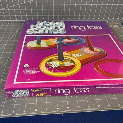 Ring Toss Game VINTAGE (From Grand Central0 