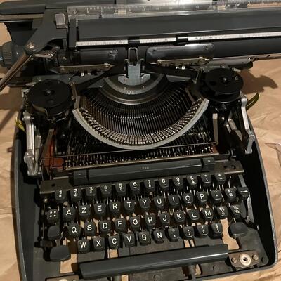 Manual Typewriter #2