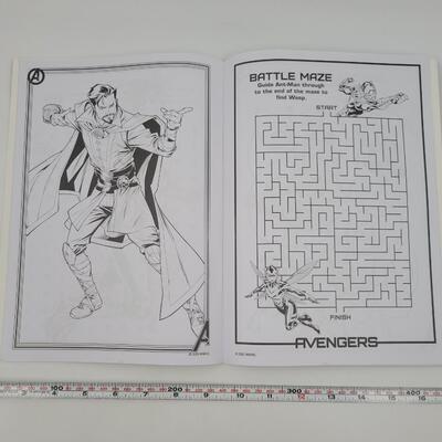 AVENGERS ACTIVITY BOOK / TATTO0 - NEW