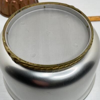 Vase, bowl, mold
