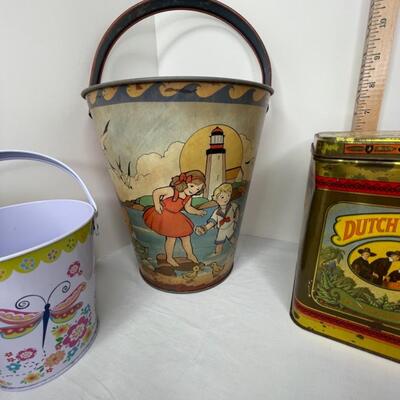 Many varieties of Tins