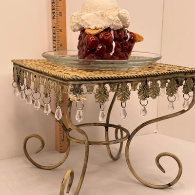 3 pieces metalwork and authenticate cherry pie ala mode on plate