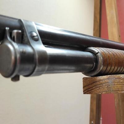 Lot 27: Vintage WINCHESTER Model 12 16-Gauge Pump Action Shotgun with Cutts Compensator Choke Tubes Lyman Gun Sight Corp