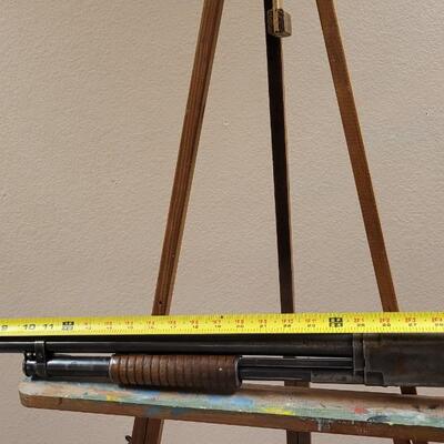 Lot 27: Vintage WINCHESTER Model 12 16-Gauge Pump Action Shotgun with Cutts Compensator Choke Tubes Lyman Gun Sight Corp