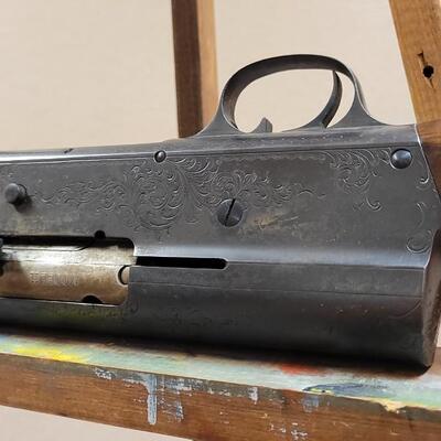Lot 28: Vintage REMINGTON Model 11 Bowning AUTO 5 Semi Automatic Shotgun
