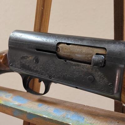 Lot 28: Vintage REMINGTON Model 11 Bowning AUTO 5 Semi Automatic Shotgun