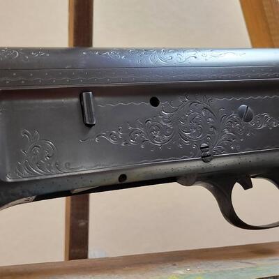 Lot 28: Vintage REMINGTON Model 11 Bowning AUTO 5 Semi Automatic Shotgun