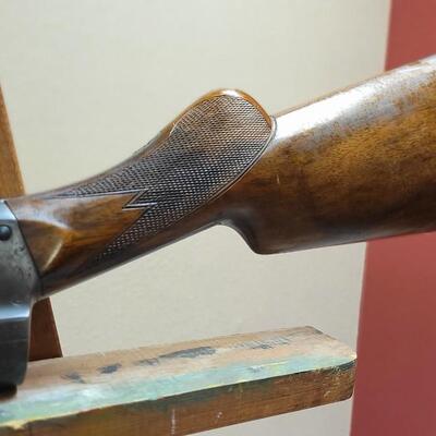 Lot 28: Vintage REMINGTON Model 11 Bowning AUTO 5 Semi Automatic Shotgun