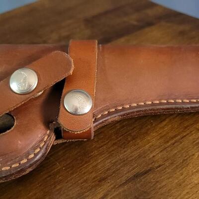 Lot 30: Vintage EIG .22 Short Concealed Carry Revolver w/ HUNTERS Leather Holster