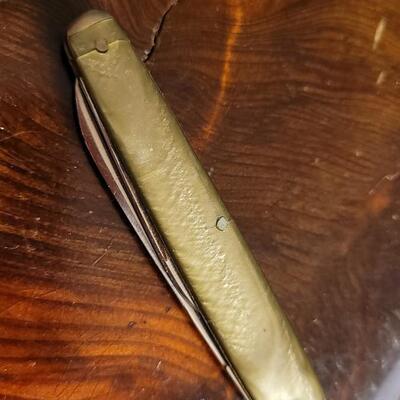 Lot 35: (3) Vintage Assorted Pocketknives