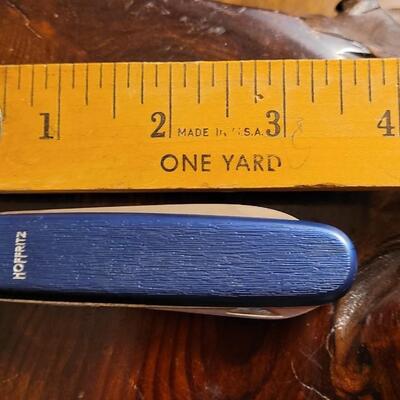 Lot 35: (3) Vintage Assorted Pocketknives