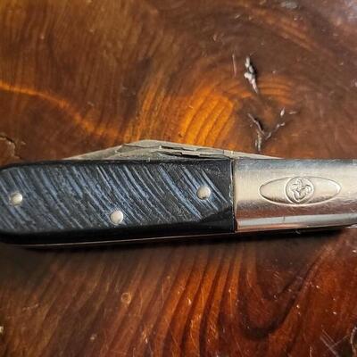 Lot 35: (3) Vintage Assorted Pocketknives