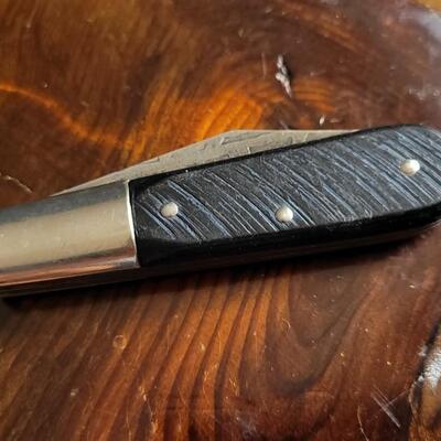 Lot 35: (3) Vintage Assorted Pocketknives