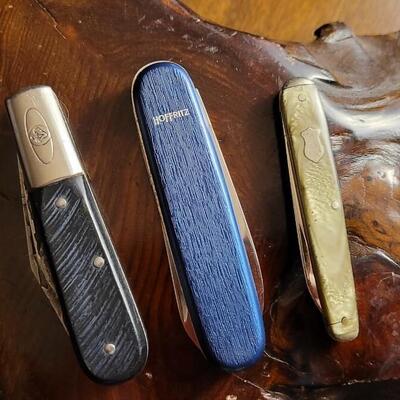 Lot 35: (3) Vintage Assorted Pocketknives