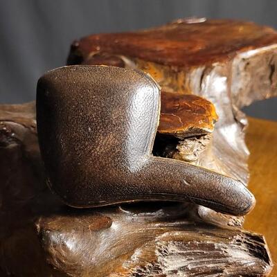 Lot 37: Antique LUDWIG, HARTMAN EIDAM Meerschaum Smoking Carved Woman Pipe w/ Original Case
