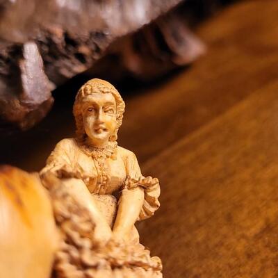 Lot 37: Antique LUDWIG, HARTMAN EIDAM Meerschaum Smoking Carved Woman Pipe w/ Original Case