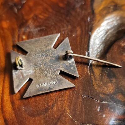Lot 38: (2) Vintage Military STERLING SILVER Sharpshooter Rifle Pins