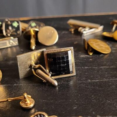 Lot 39: Huge Assortment of Fine Jewelry Fashion Cufflinks and Tie Bars Mid Century Modern