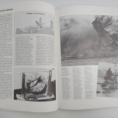 THE ATTACK ON PEARL HARBOR AN ILLUSTRATED HISTORY BY LARRY KIMMETT & MARGARET REGIS PAPERBACK BOOK