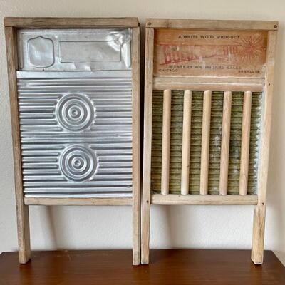Lot 16 - Antique Washboards