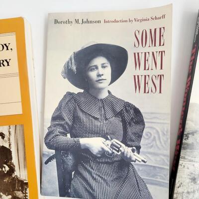 WOMEN OF THE WILD WEST PAPERBACK BOOK BUNDLE