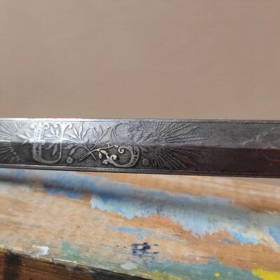 Lot 41: Antique U.S. CIVIL War Sword w/ Sharkskin Handle & Original Scabbard