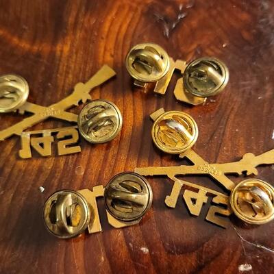 Lot 44: (4) Assorted U.S. Military Pins - US and 145 Infantry