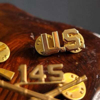 Lot 44: (4) Assorted U.S. Military Pins - US and 145 Infantry